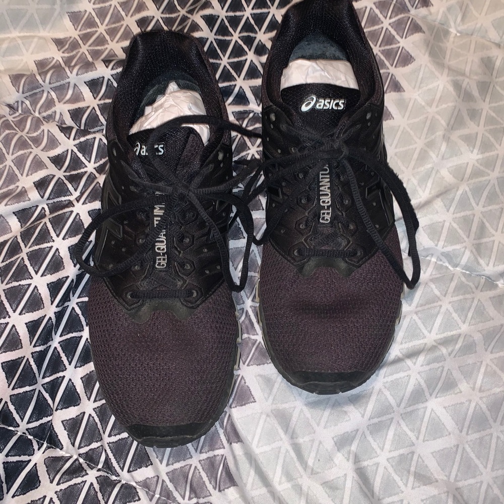 ASICS - Picture 6 of 12